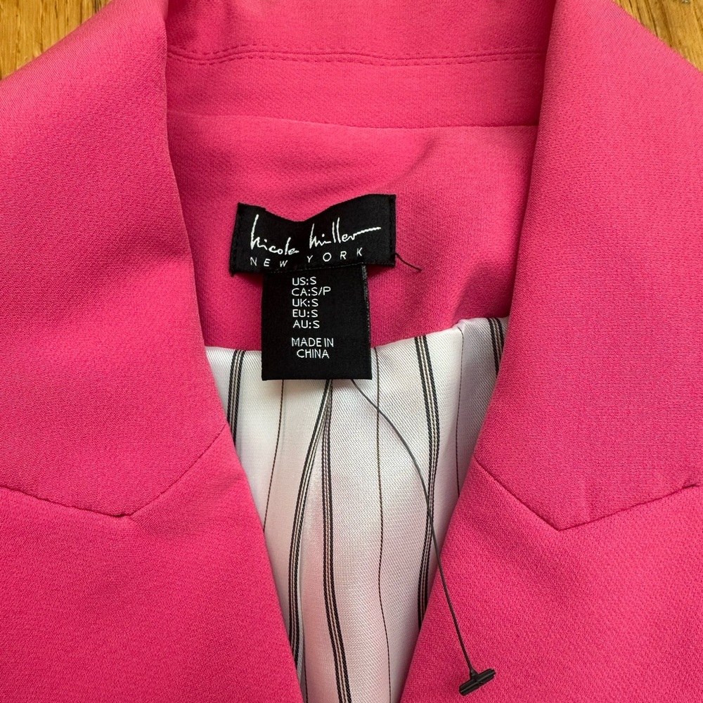Nicole Miller New York Vibrant Pink Blazer Size Small - Picture 2 of 9